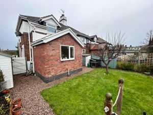 Photo 17- click for photo gallery